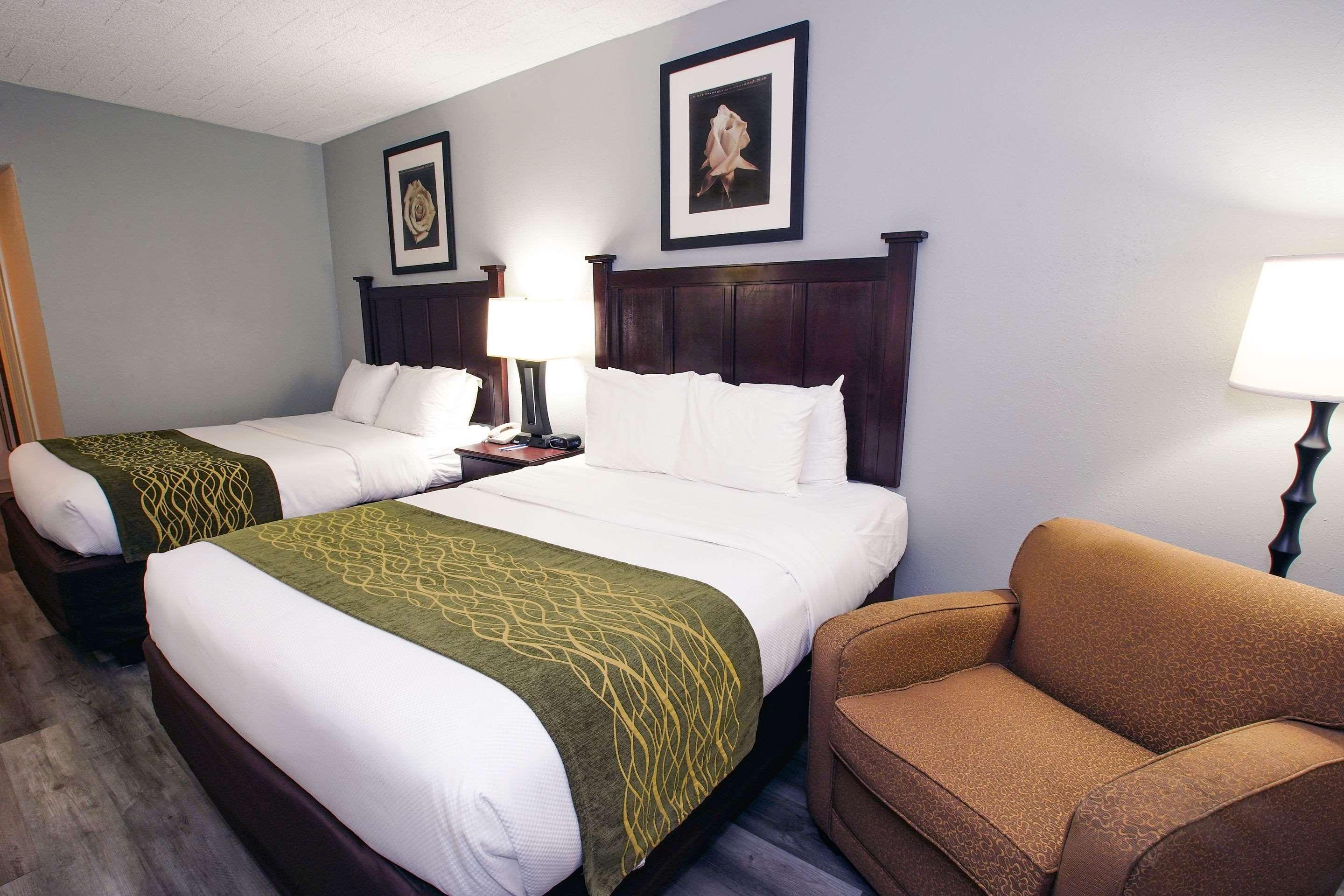 Best Western Paramus Hotel & Suites Bagian luar foto