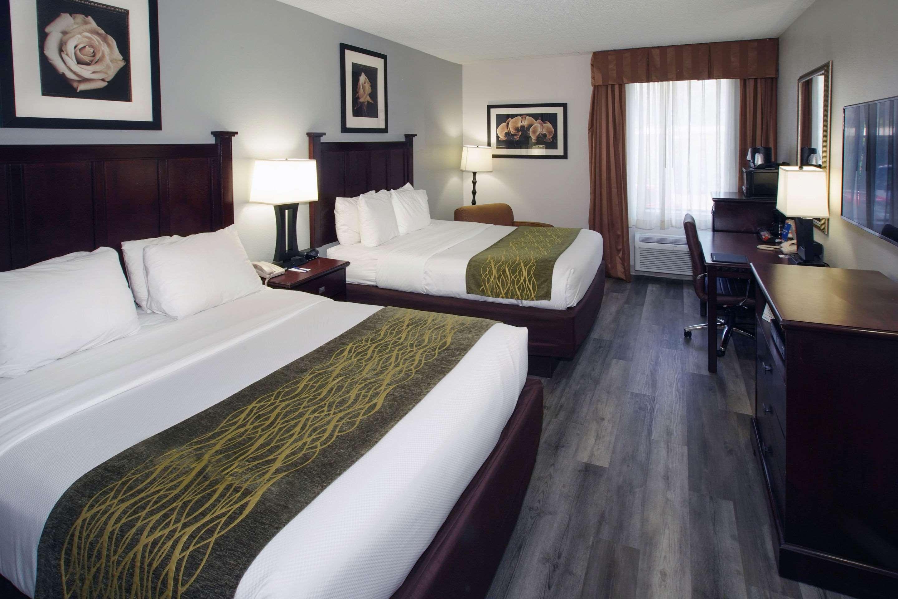 Best Western Paramus Hotel & Suites Bagian luar foto