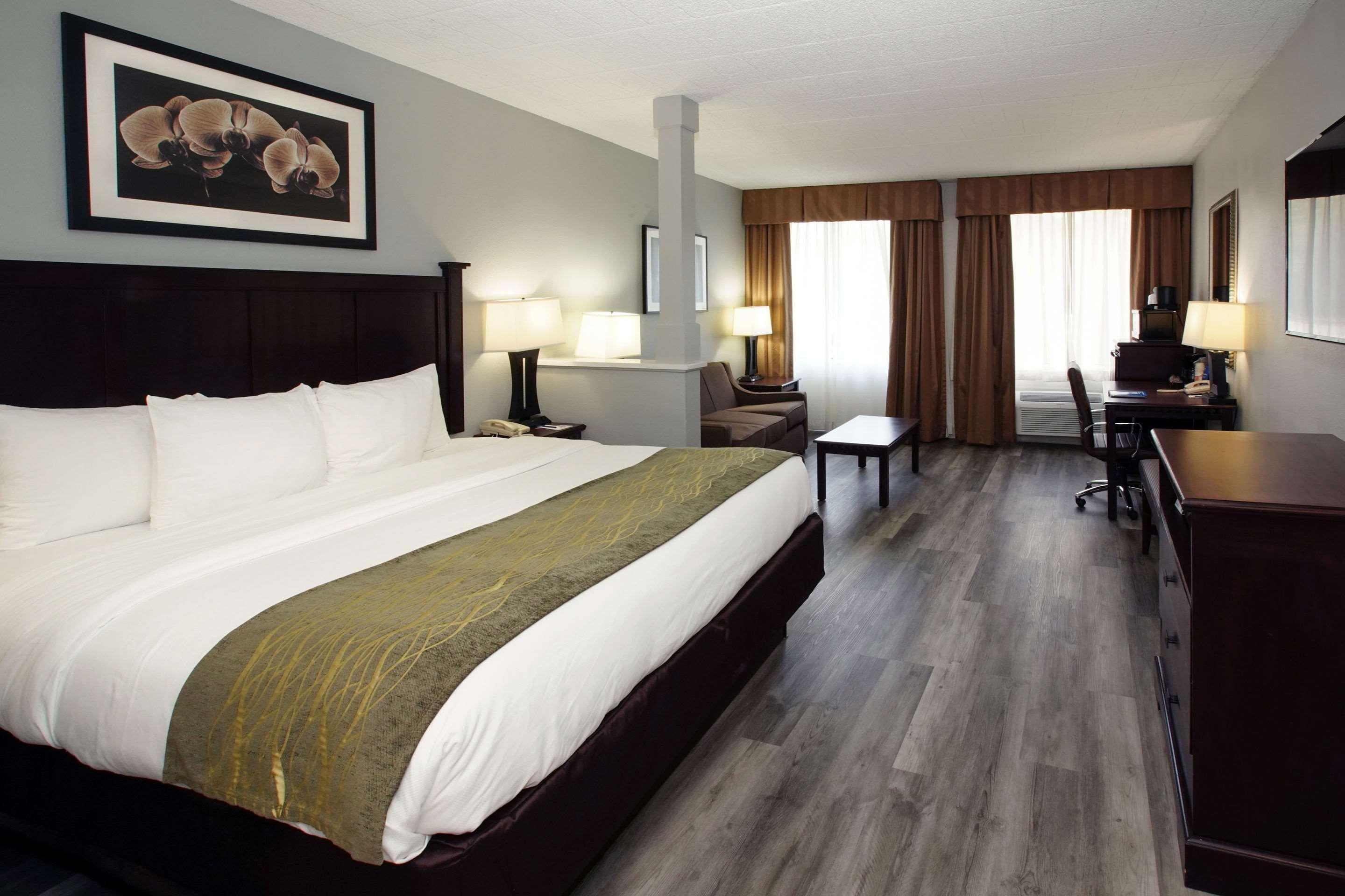 Best Western Paramus Hotel & Suites Bagian luar foto