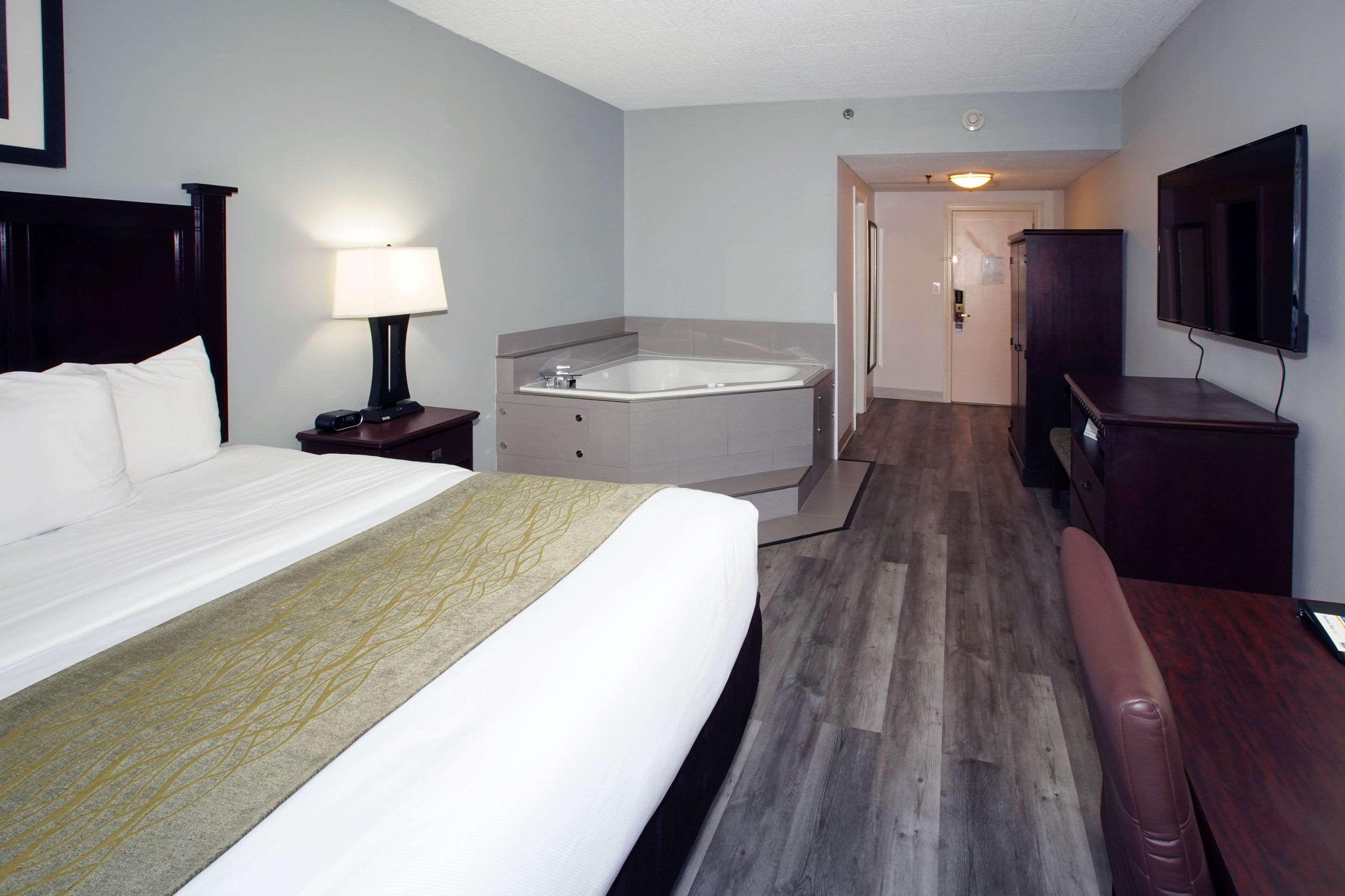 Best Western Paramus Hotel & Suites Bagian luar foto